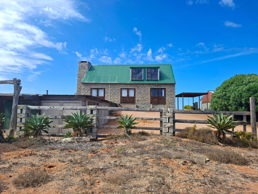 2 Bedroom Property for Sale in Louis Rood Western Cape